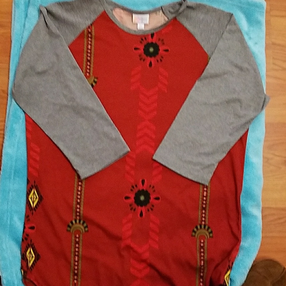 Baseball/Raglan tee